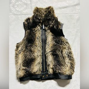 Kids leather furry vest size M